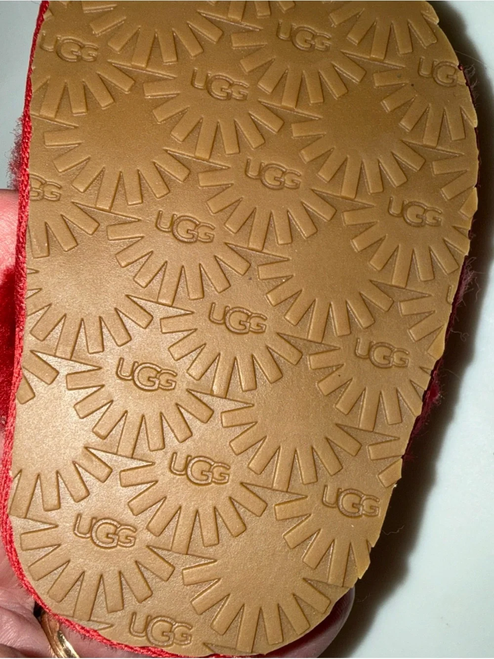 UGG K Fluff  Slide Red Lamb Fur Logo Strap Toddler Slippers US 2/3 RN1125950I